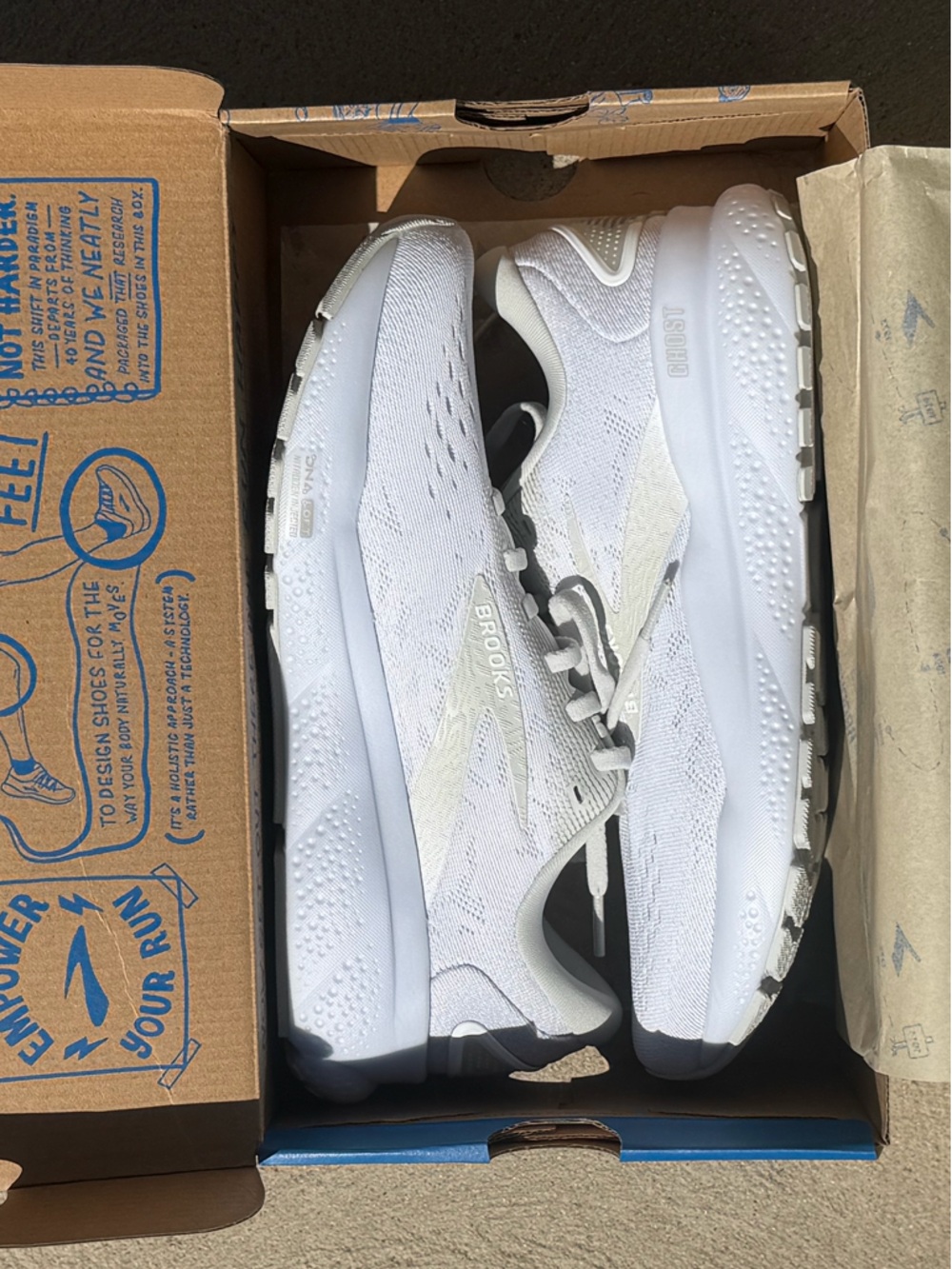 Brooks Women’s Ghost 16 White Running Sneakers (NIB!) Sz 7.5